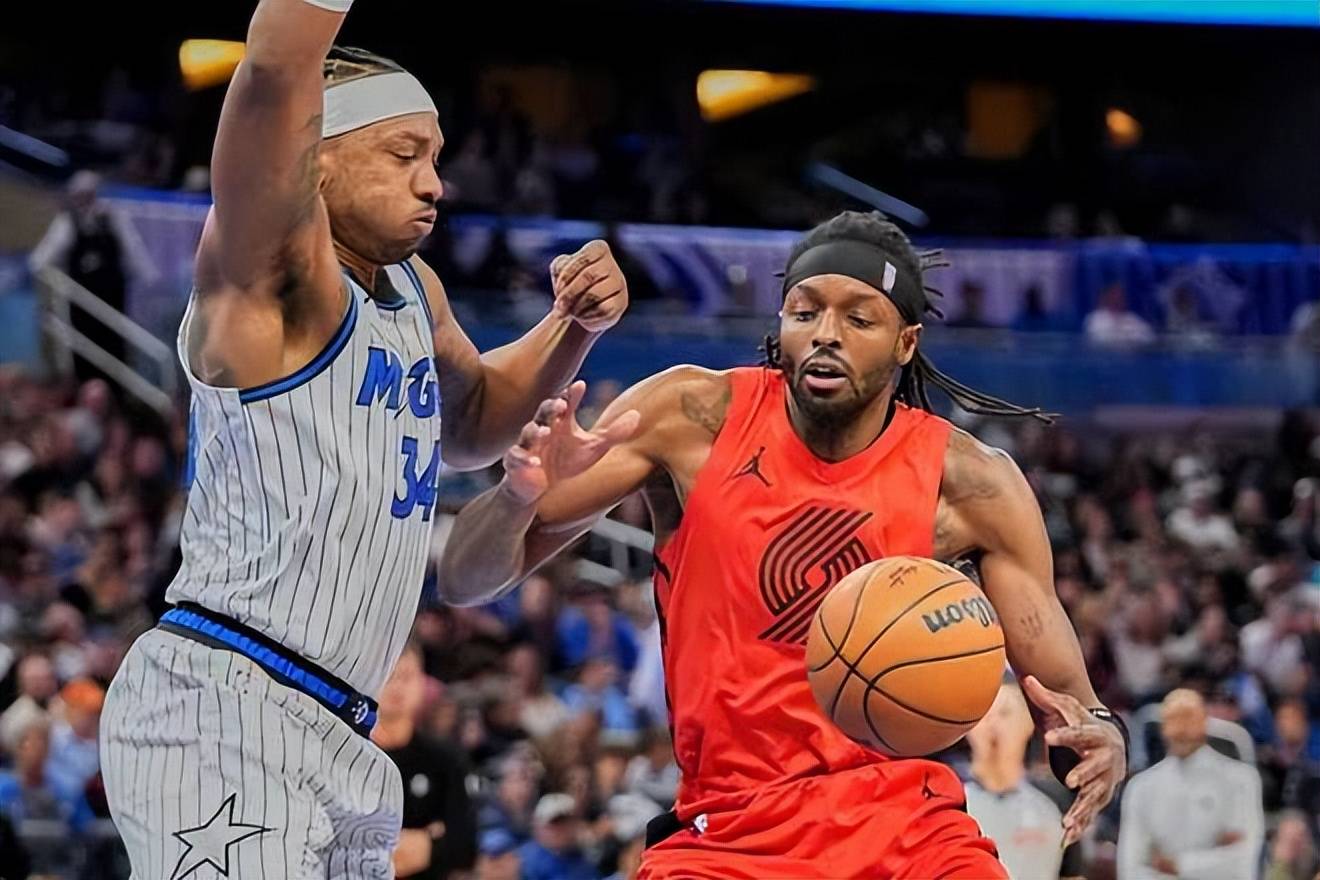 九游娱乐-成都蓉城队应援歌曲斗志昂扬