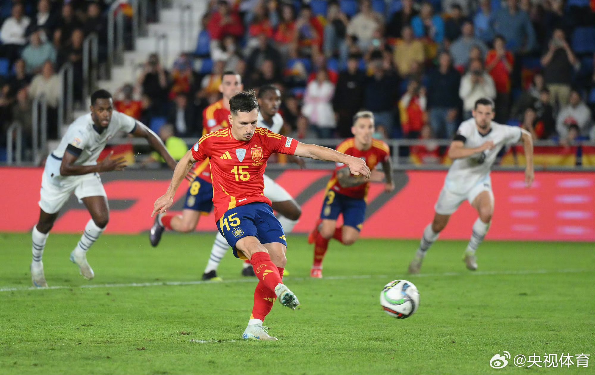 询问-立陶宛队备战欧洲杯预选赛,全力备战了吗